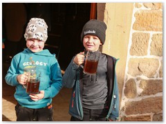 Nachwuchsbrauer mit Malzwasser