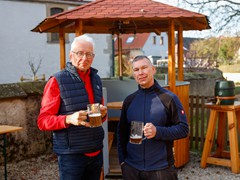 Gäste mit dem Wohnmobil zu Besuch