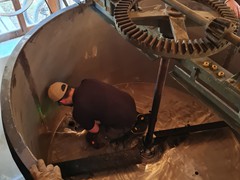Letzte Arbeiten am neuen Sudkessel